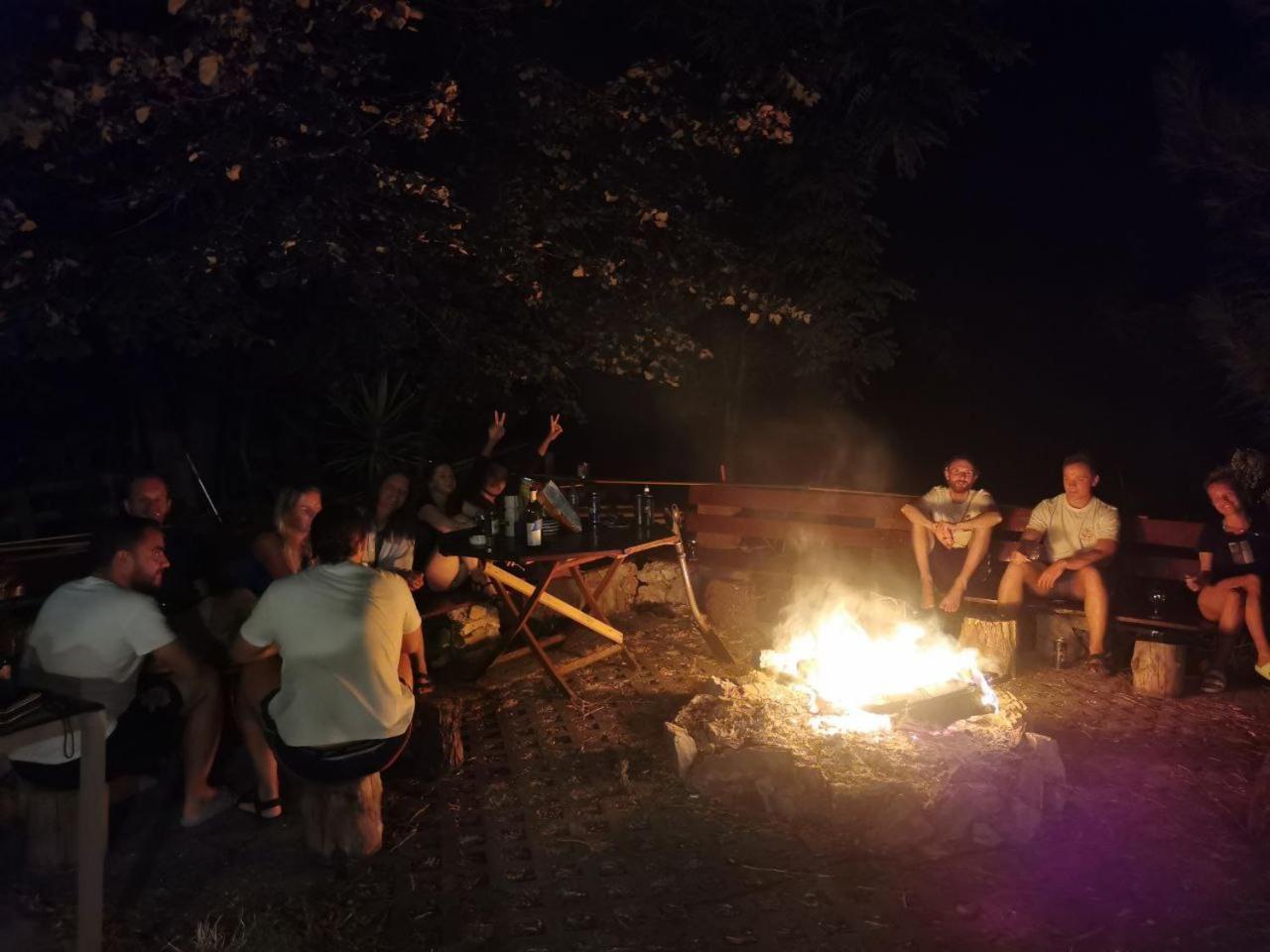 High Camping Budva Luaran gambar